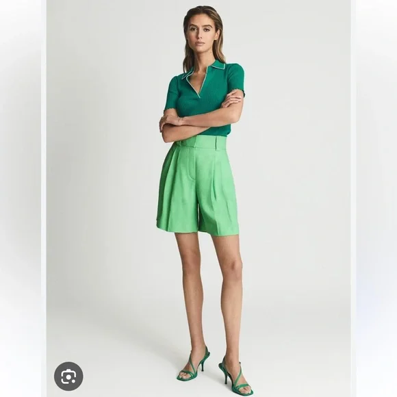Reiss Gracey Tailored Pleated Linen Blend Shorts Green Size 4 - Picture 2 of 13
